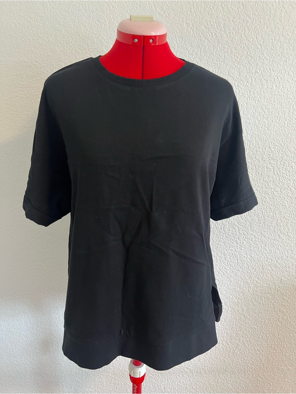 Zara Black Short Sleeve Crewneck Tee Size Small